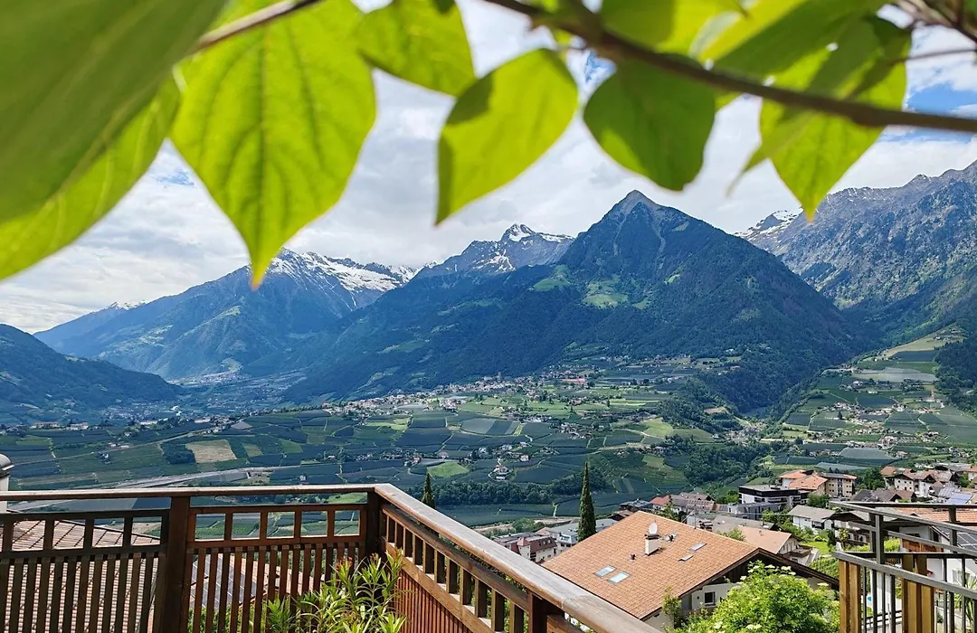 Schenna Garni Eden Bed & Breakfast-1